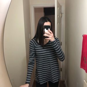 Long sleeved Hollister shirt